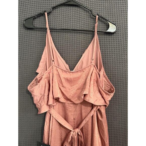 Lulus Mauve Pink Cold Shoulder Maxi Dress Ruffle Trim Women’s L Formal with tags - Picture 14 of 15